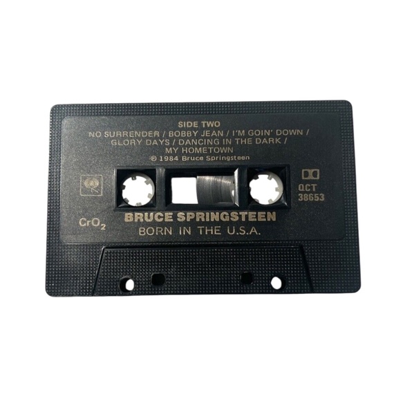 Vintage 1984 Bruce Springsteen Born In The USA Cassette Made in Canada - Picture 6 of 8
